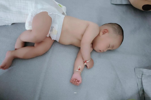 河间孕妇肚脐周围发青
